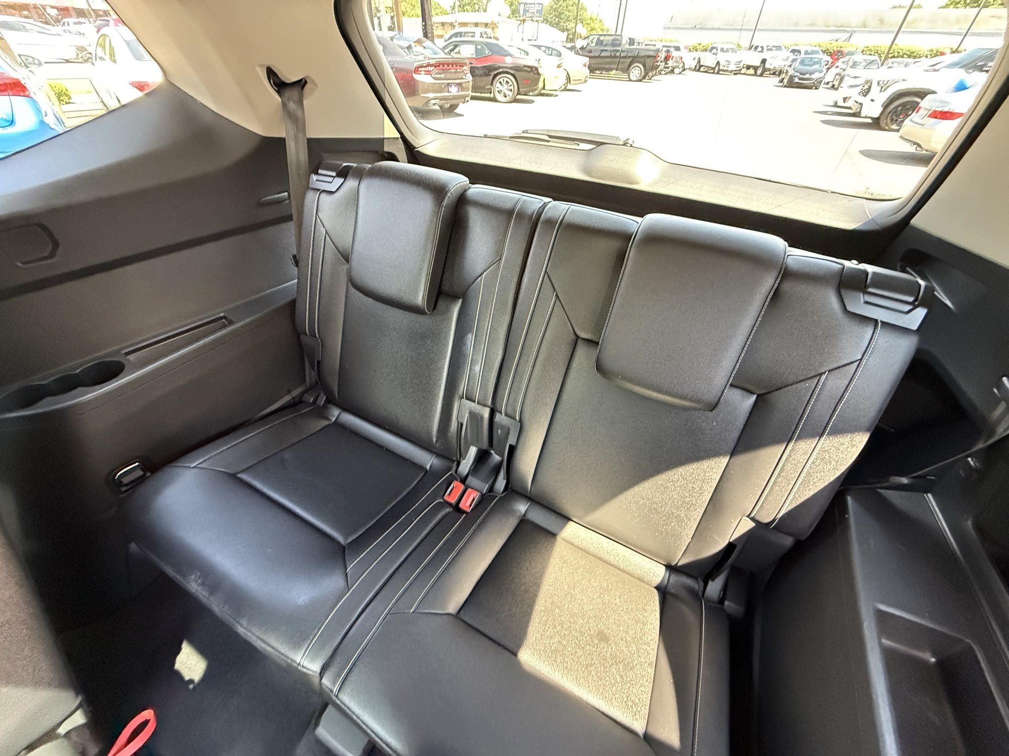 2021 Volkswagen Atlas 3.6L V6 SE Technology R-Line Image 11 of 18