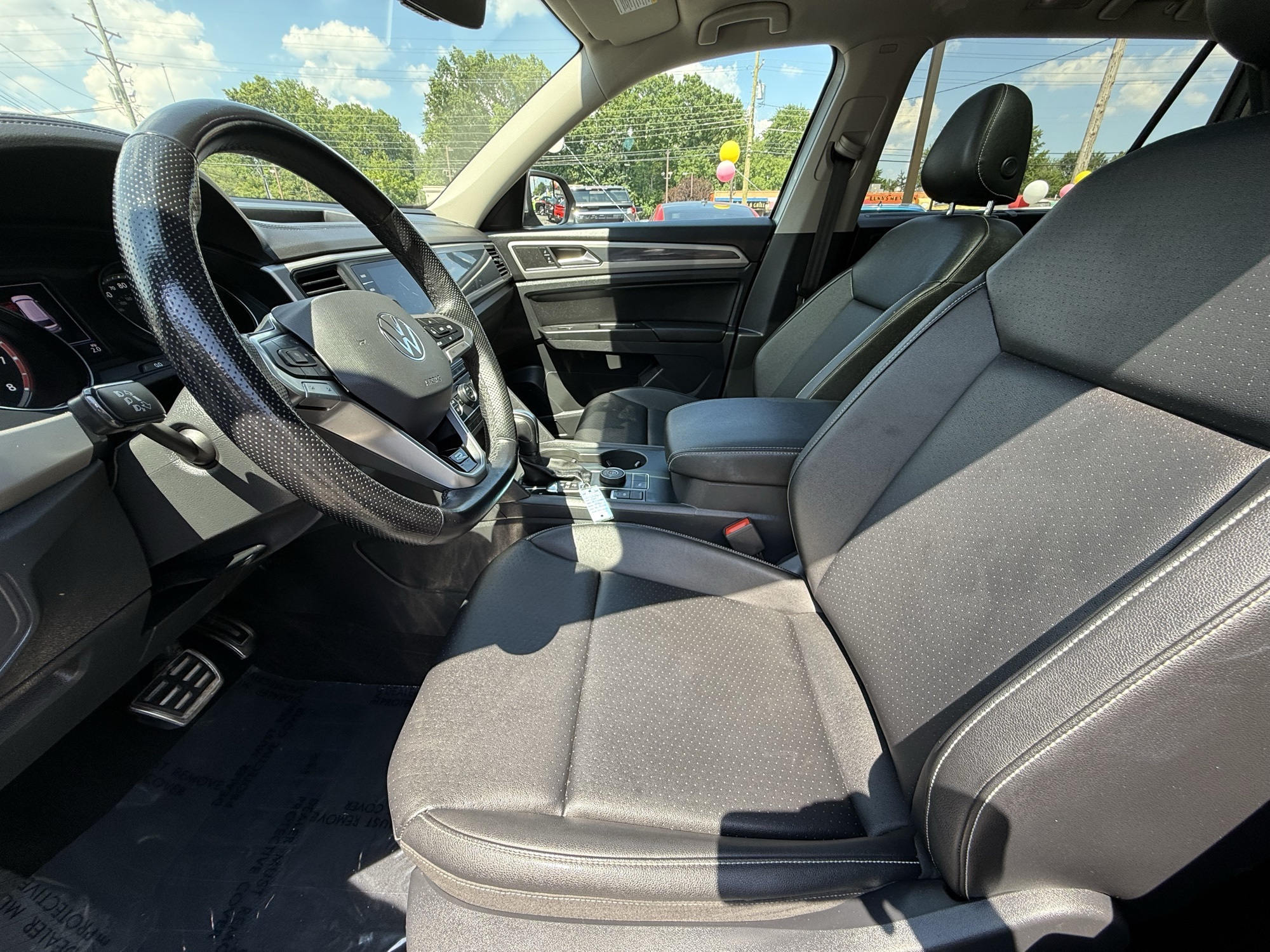 2021 Volkswagen Atlas 3.6L V6 SE Technology R-Line Image 18 of 18