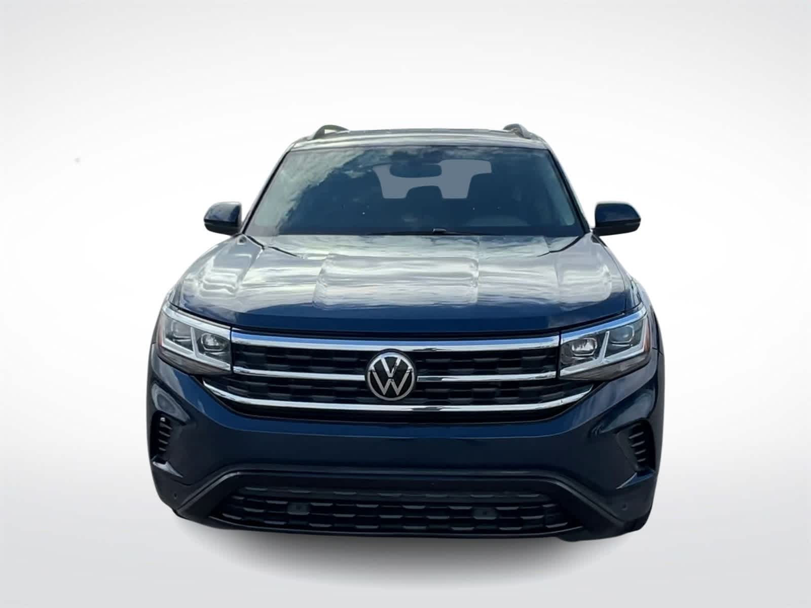 2021 Volkswagen Atlas 3.6L V6 SE Technology Image 3 of 36