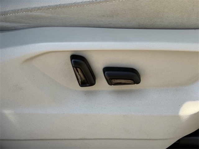 Vehicle image 34 of 35
