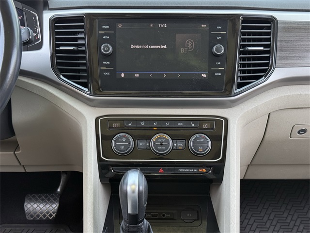 Vehicle image 20 of 35