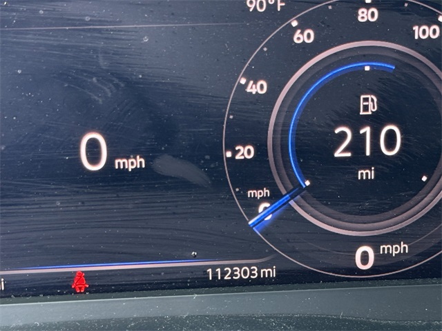 Vehicle image 18 of 35
