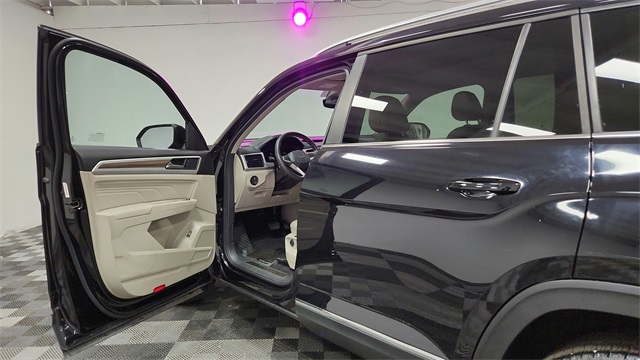 2021 Volkswagen Atlas 3.6L V6 SEL Image 19 of 26
