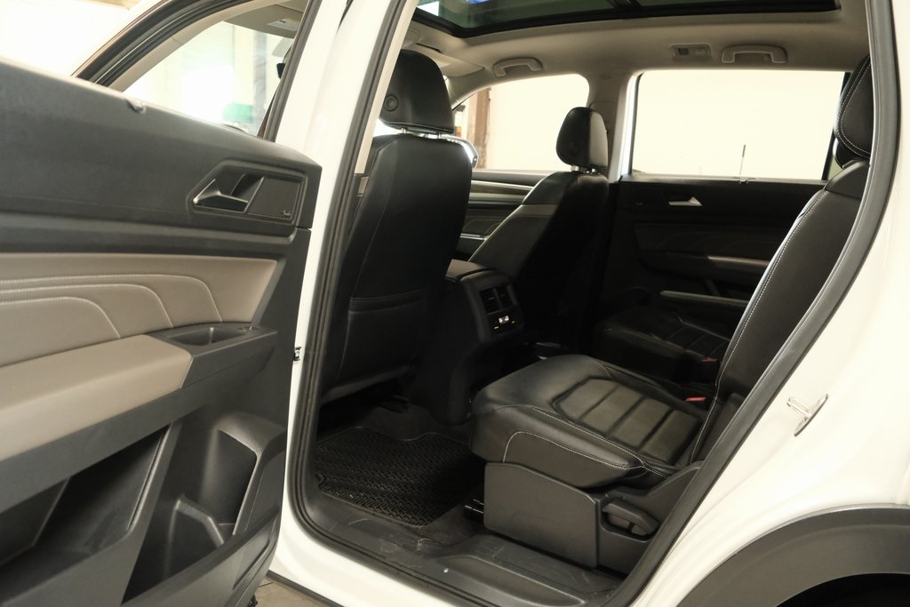 2021 Volkswagen Atlas 3.6L V6 SEL Premium Image 13 of 44
