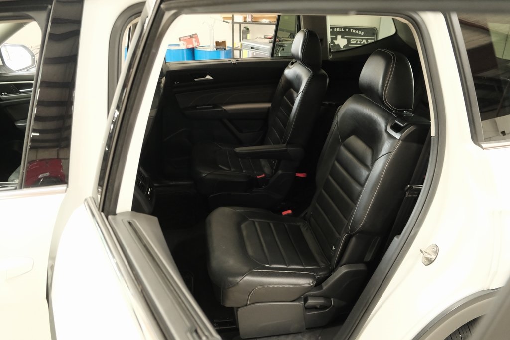 2021 Volkswagen Atlas 3.6L V6 SEL Premium Image 14 of 44