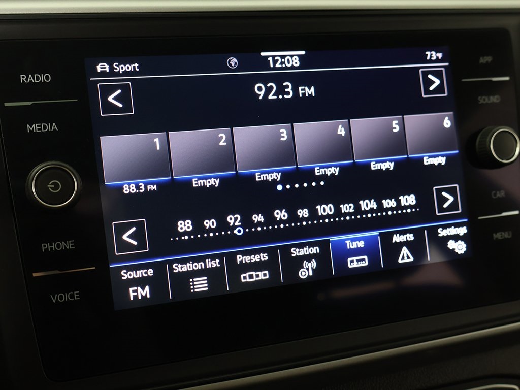 2021 Volkswagen Atlas Cross Sport 3.6L V6 SE Technology Image 27 of 55