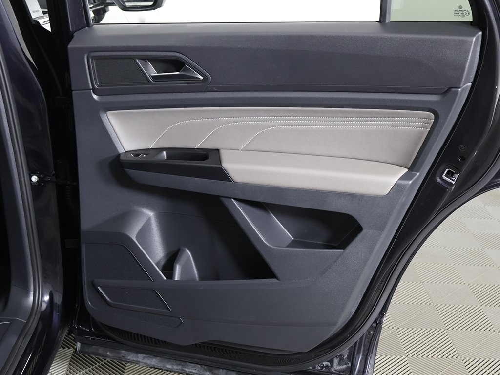 2021 Volkswagen Atlas Cross Sport 3.6L V6 SE Technology Image 34 of 55