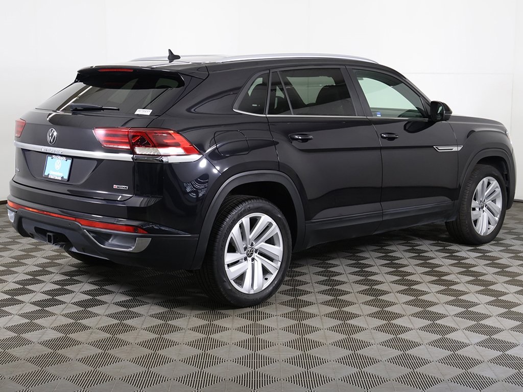 2021 Volkswagen Atlas Cross Sport 3.6L V6 SE Technology Image 7 of 55