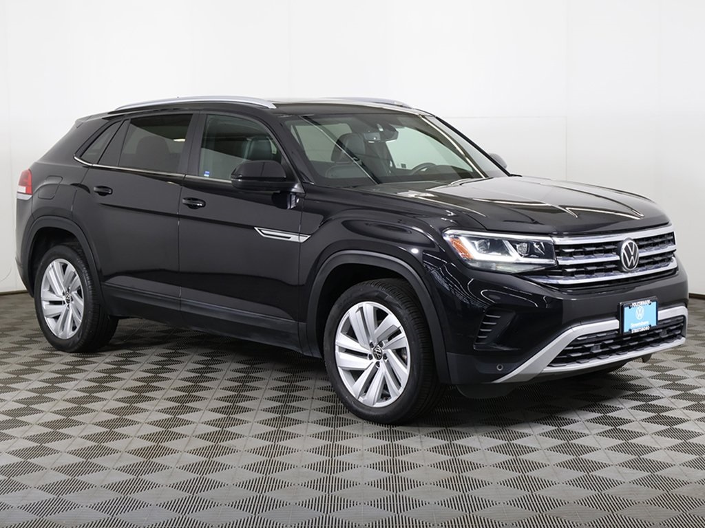 2021 Volkswagen Atlas Cross Sport 3.6L V6 SE Technology Image 4 of 55