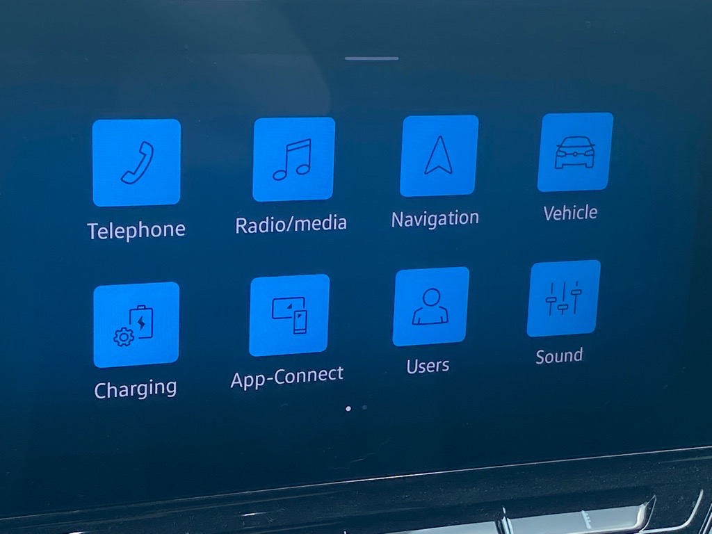 Vehicle image 11 of 18