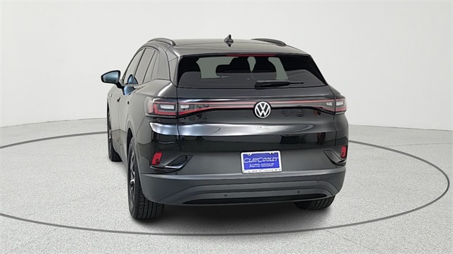 Vehicle image 6 of 32