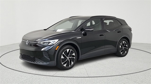 Vehicle image 1 of 32
