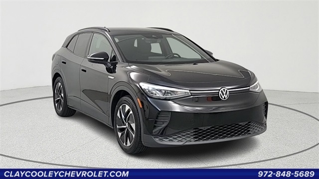 Vehicle image 3 of 32
