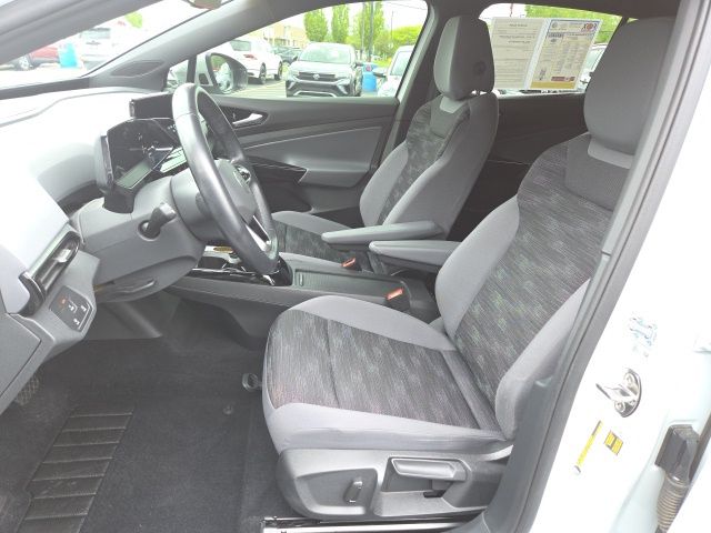 2021 Volkswagen ID.4 Pro Image 10 of 25