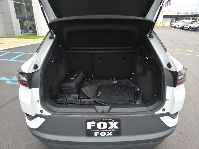 2021 Volkswagen ID.4 Pro Image 9 of 25