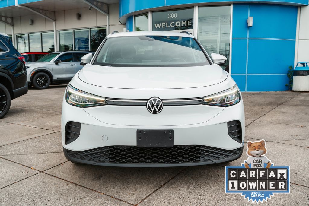 Vehicle image 2 of 28