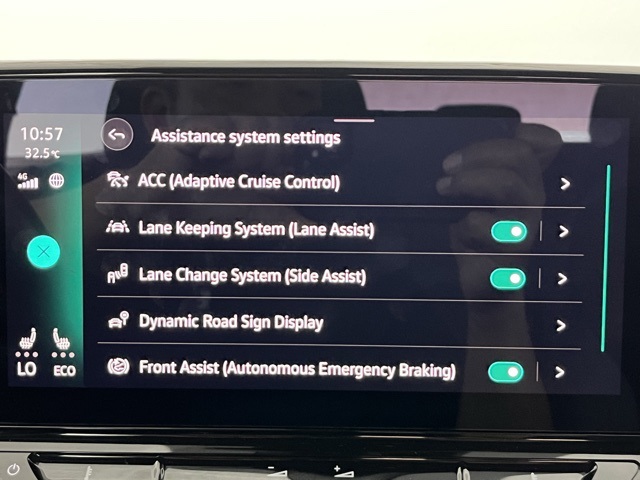 Vehicle image 67 of 95