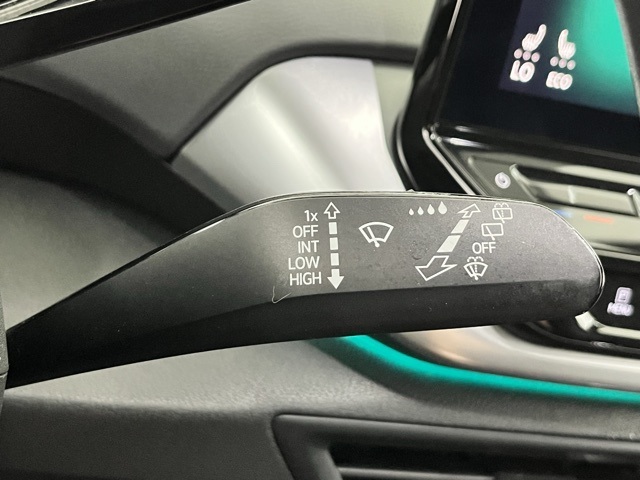 Vehicle image 83 of 95