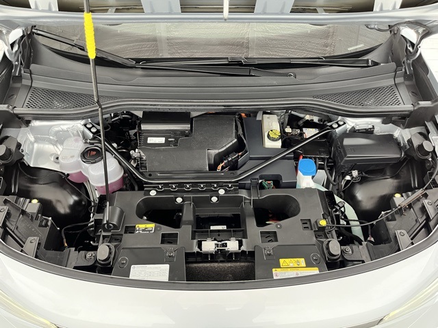 Vehicle image 12 of 95