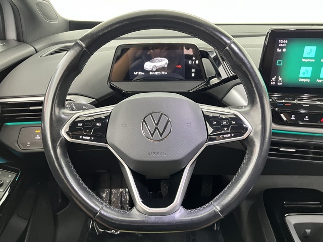 Vehicle image 37 of 95