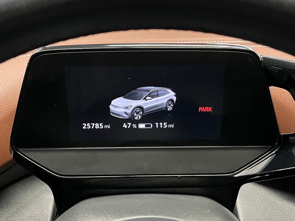 Vehicle image 22 of 41