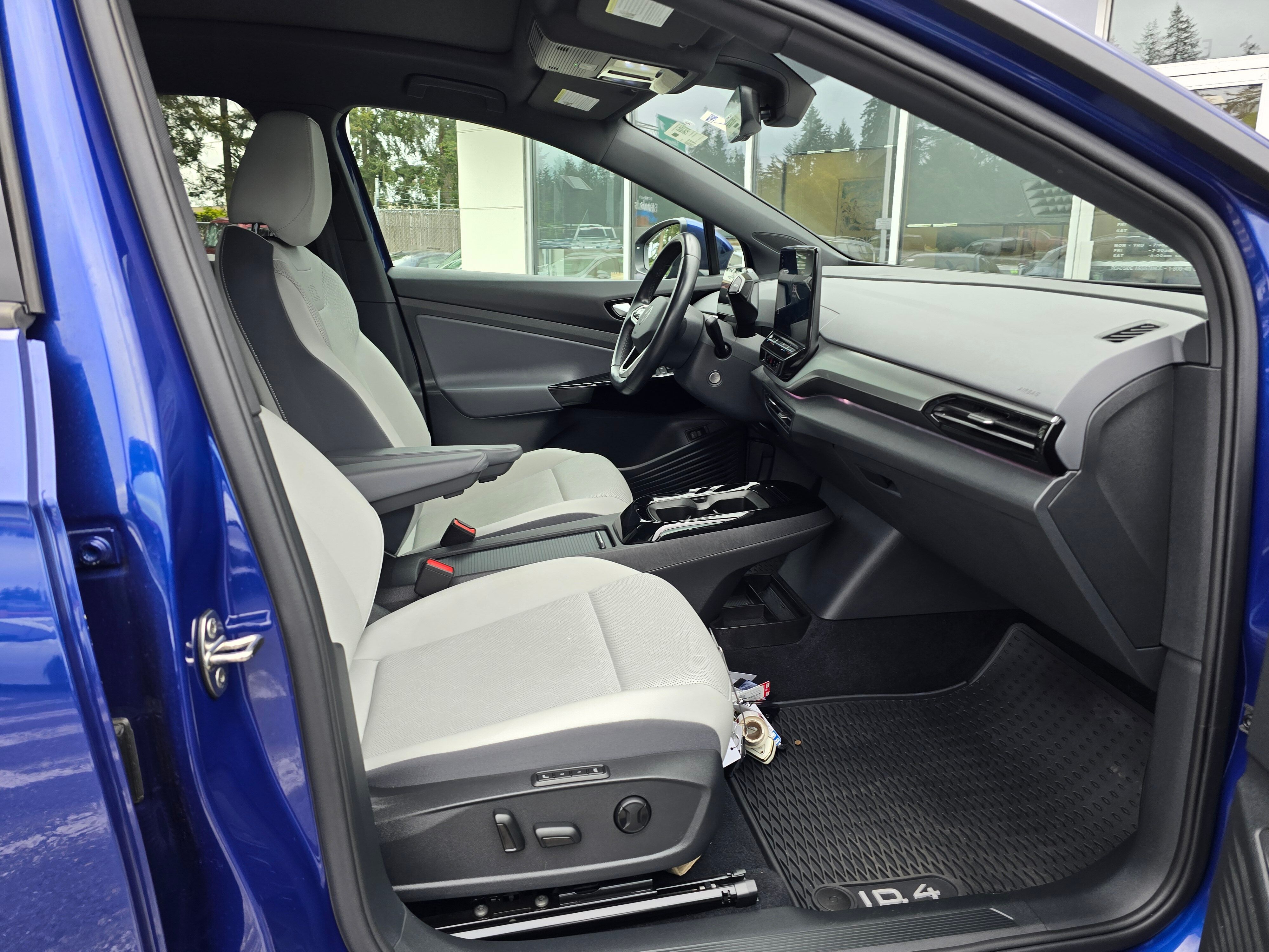 2021 Volkswagen ID.4 Pro S Image 11 of 36
