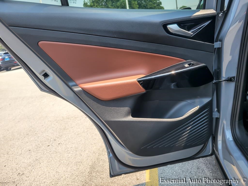 2021 Volkswagen ID.4 Pro S Image 19 of 27