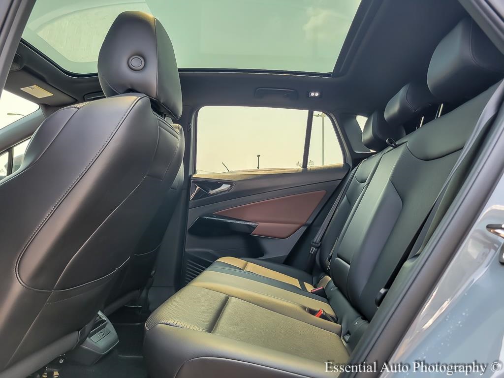 2021 Volkswagen ID.4 Pro S Image 9 of 27