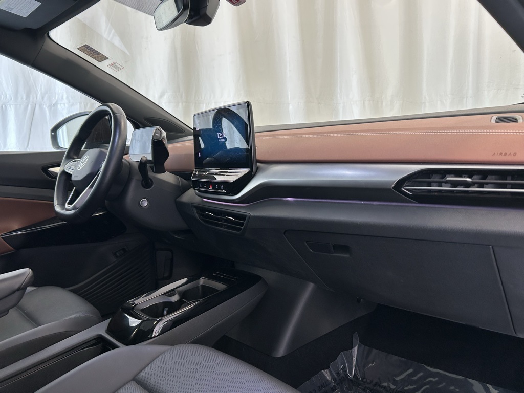 2021 Volkswagen ID.4 Pro S Image 16 of 26