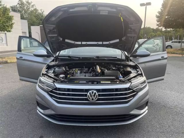 Vehicle image 16 of 55