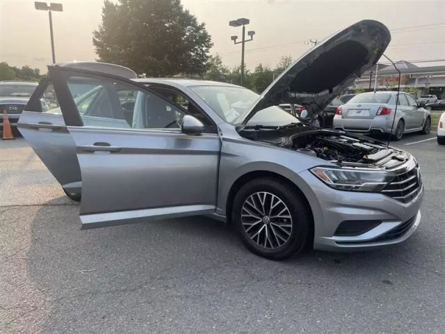 Vehicle image 5 of 55