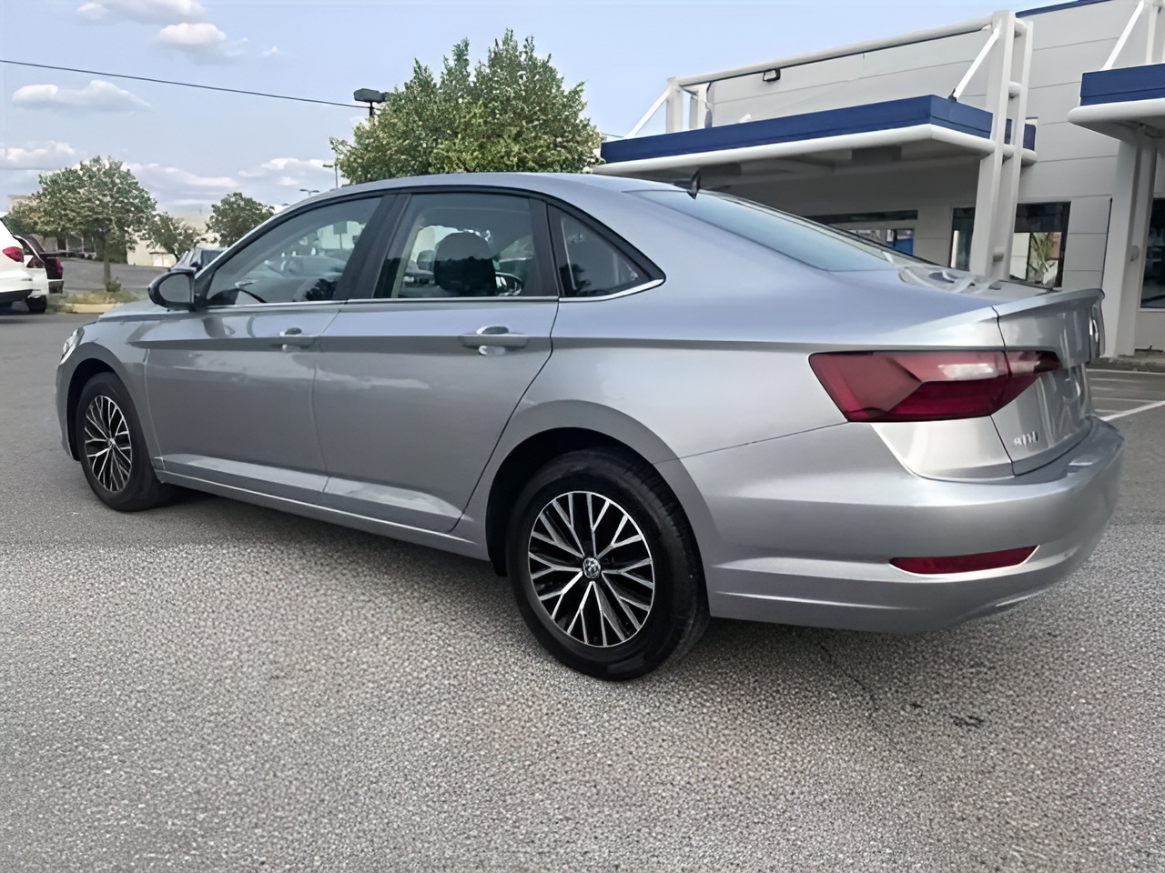Vehicle image 53 of 55