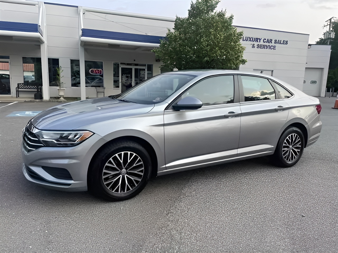 Vehicle image 43 of 55