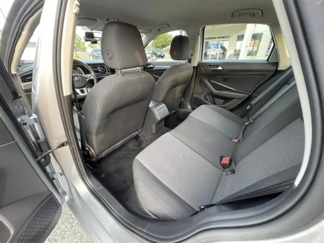 Vehicle image 37 of 55