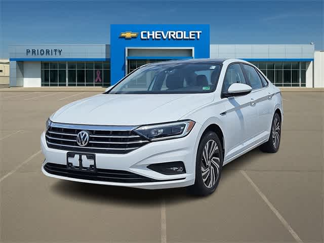 Vehicle image 2 of 32