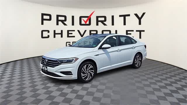 Vehicle image 1 of 32