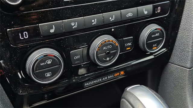 2021 Volkswagen Passat 2.0T SE Image 24 of 31