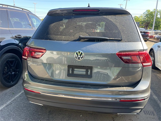Vehicle image 6 of 7