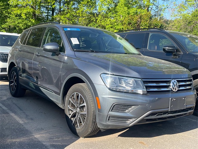 Vehicle image 4 of 7