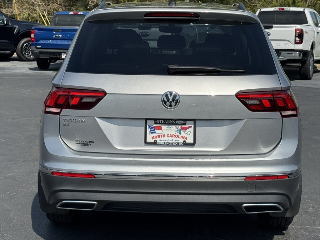 Vehicle image 7 of 41