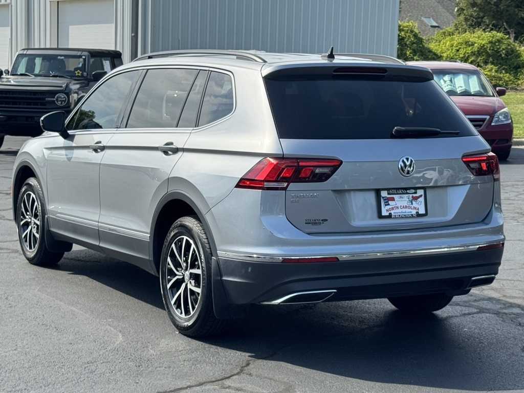 Vehicle image 8 of 41