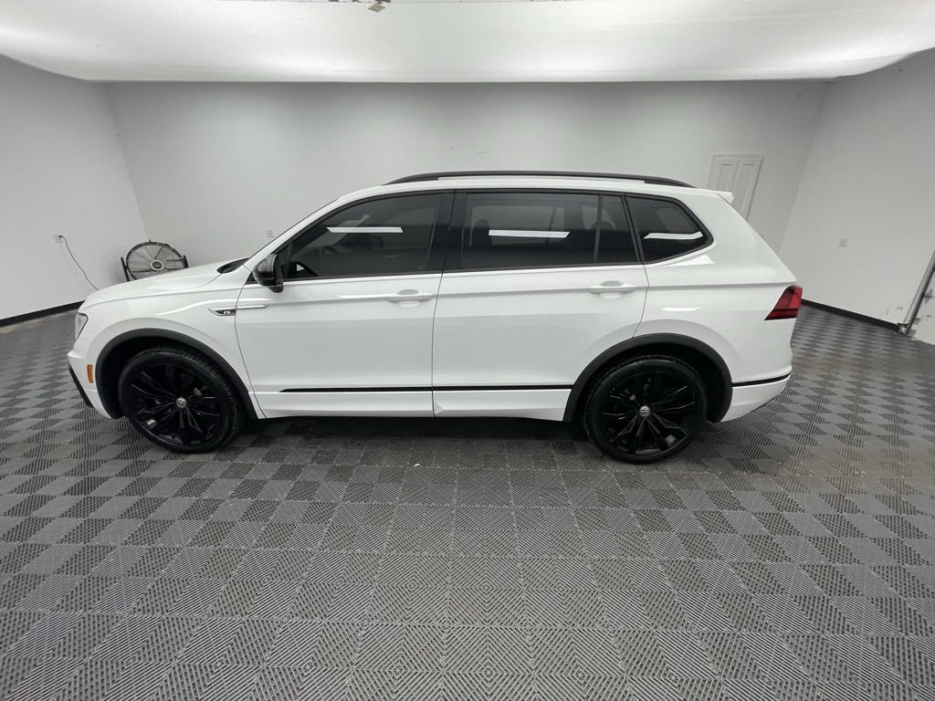 Vehicle image 8 of 35
