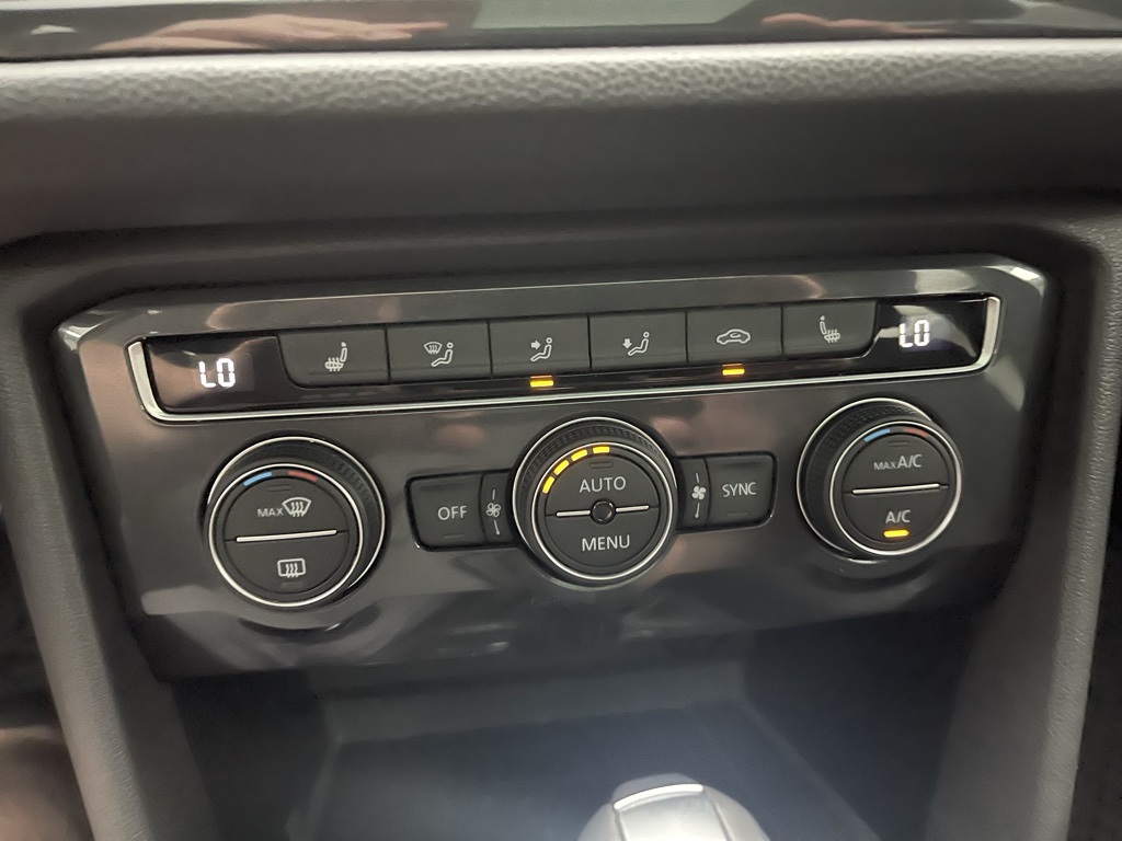 Vehicle image 24 of 35