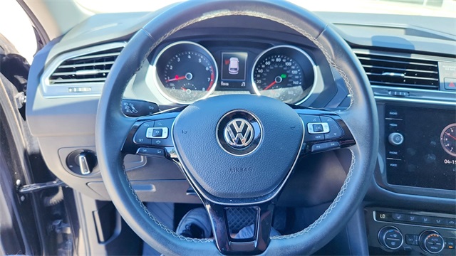 Vehicle image 12 of 31