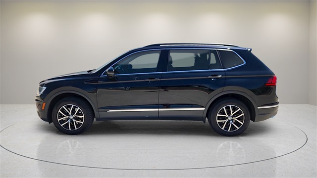 Vehicle image 8 of 31