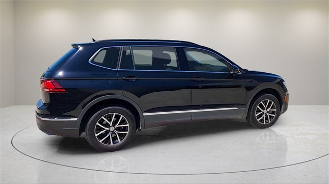 Vehicle image 4 of 31