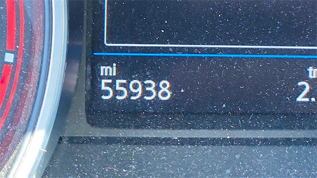 Vehicle image 11 of 31