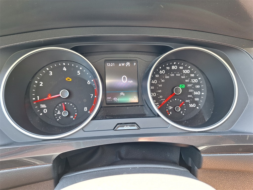 Vehicle image 14 of 31