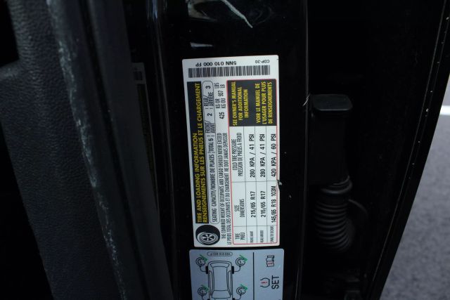 2021 Volkswagen Tiguan SE Image 48 of 48