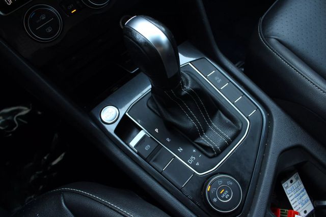 2021 Volkswagen Tiguan SE Image 43 of 48